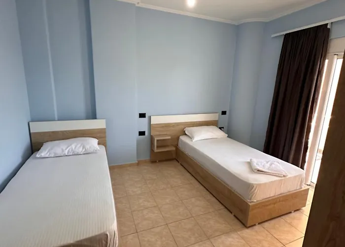 Infinity Blue - Sea View - Free Parking - 2 Bedrooms Appartamento Sarandë